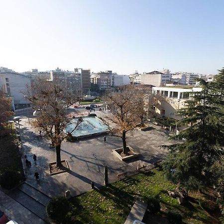 Λάρισα Διαμέρισμα Με Θέα Πλατεία Στο Κέντρο Της Πόλης Apartment Exterior photo