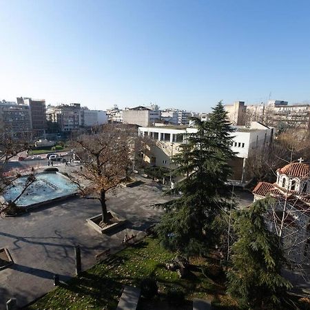 Λάρισα Διαμέρισμα Με Θέα Πλατεία Στο Κέντρο Της Πόλης Apartment Exterior photo
